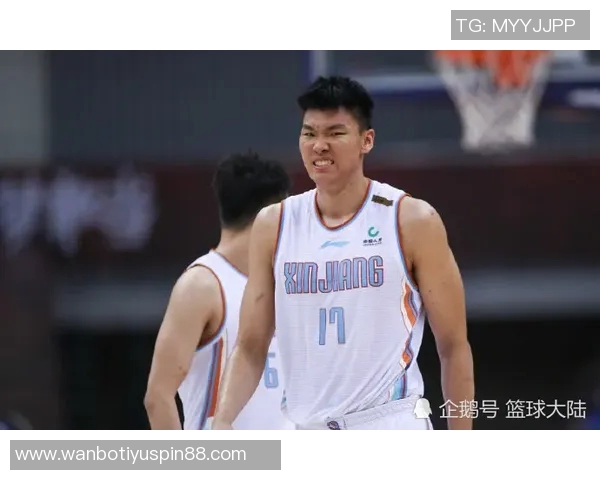 郭昊文拒绝活塞训练营合同引发媒体关注其奋斗心态消失的深思